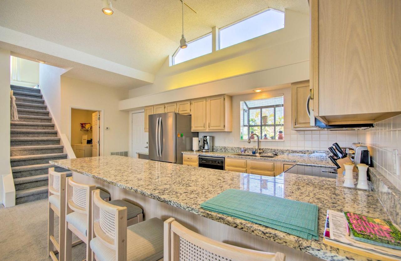 Bright Waterfront Condo With Resort Amenities! Lake Ozark Eksteriør billede